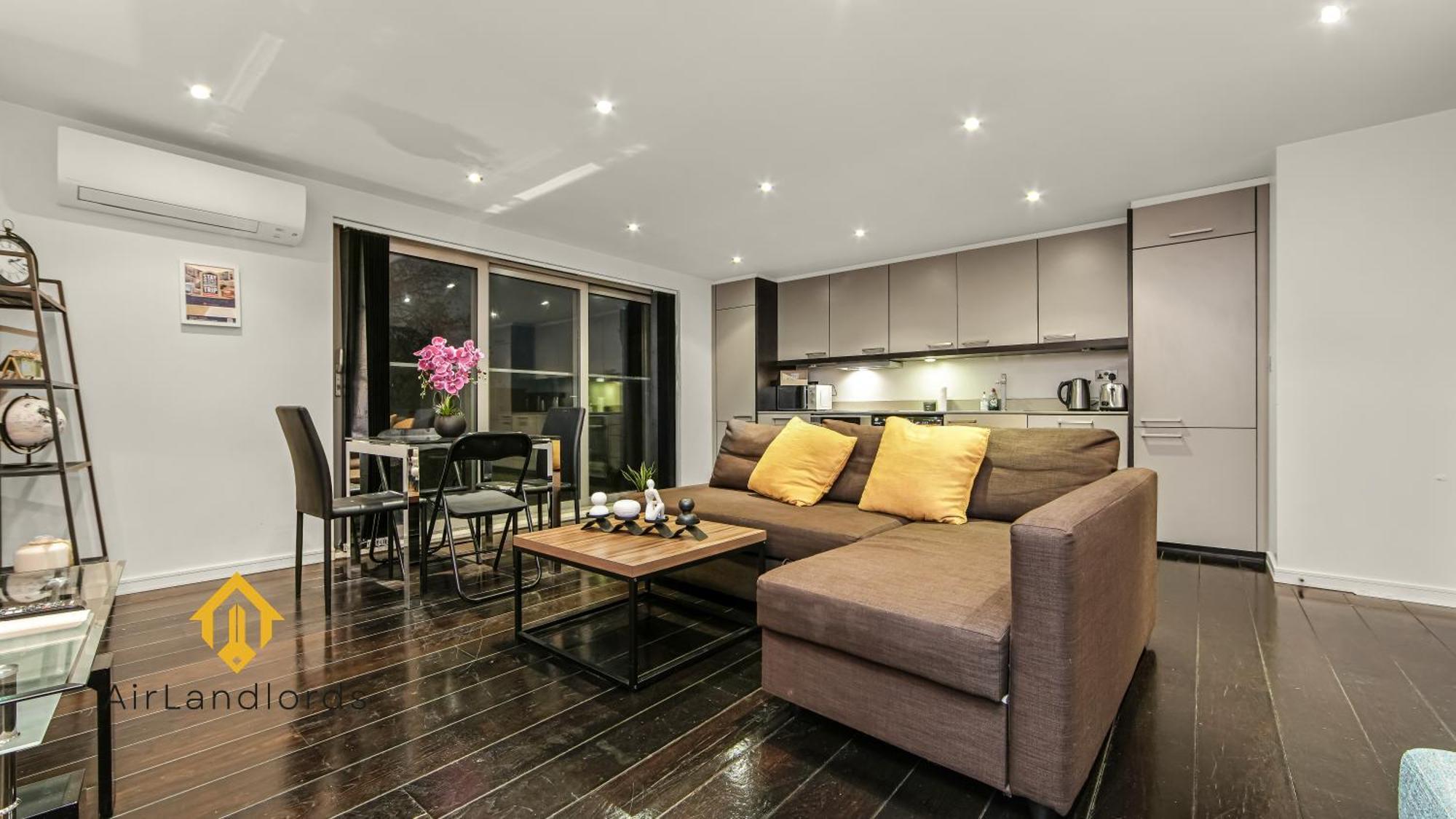 Exclusive 1 Bed 1 Bath In St John's Wood *